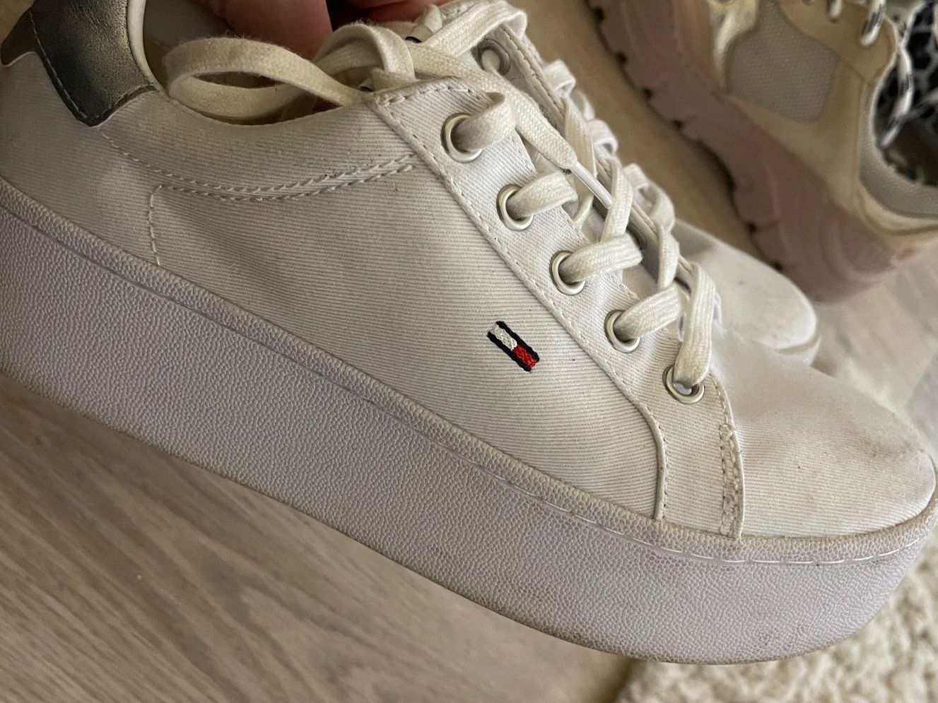 Tommy Hilfiger Scarpe da donna: Tommy Hilfiger Sneaker 38 – Usato da Winterthur venduto da mje_t9cr