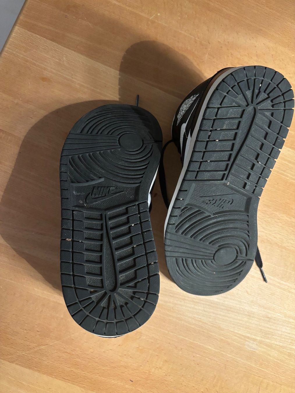 Nike Scarpe da uomo: Nike Dunks high, schwarz-weiss, Grösse 38.5 – Usato da Othmarsingen venduto da nicolealex01 2