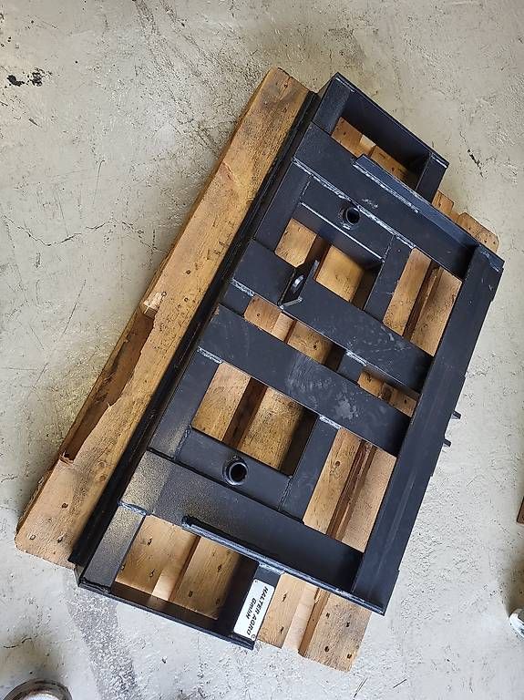 Weidemann Caricatori: Adapter Weidemann Alt / 3 Punkt – Nuovo e nell'imballaggio originale da Giswil venduto da Hans83 3