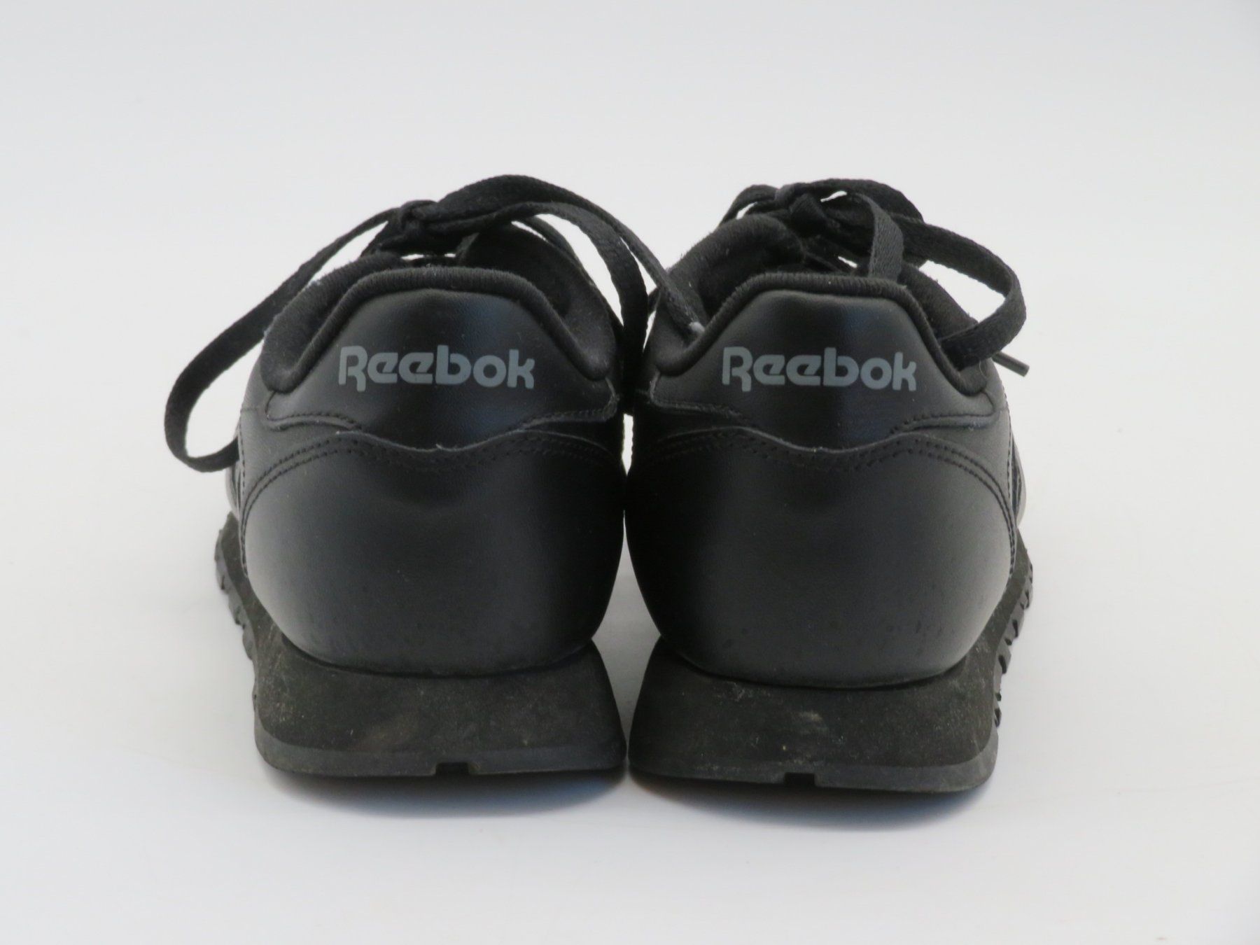 Reebok Scarpe da uomo: Reebook Sneakers Classic Schwarz Gr. 40.5 – Usato da Reinach BL venduto da WBZ-Flohmarkt 2