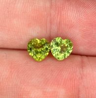 Ab 1 Fr. - Paar 1.83 ct Peridot Edelsteine unbehandelt