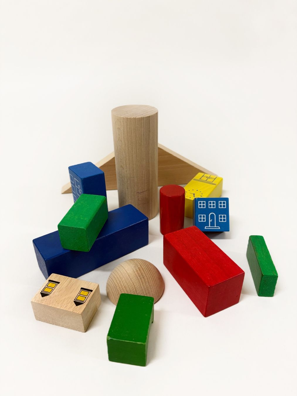 Spielzeuge: Kiste mit Holzbauklötzen – Gebraucht aus Neuenkirch von Gluecks.Kauf 2