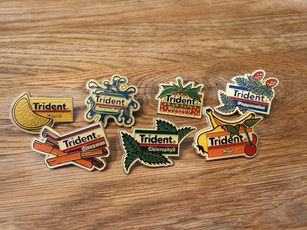 Placchette & Badge: Trident Pin – Usato da Dietwil venduto da SumSum13