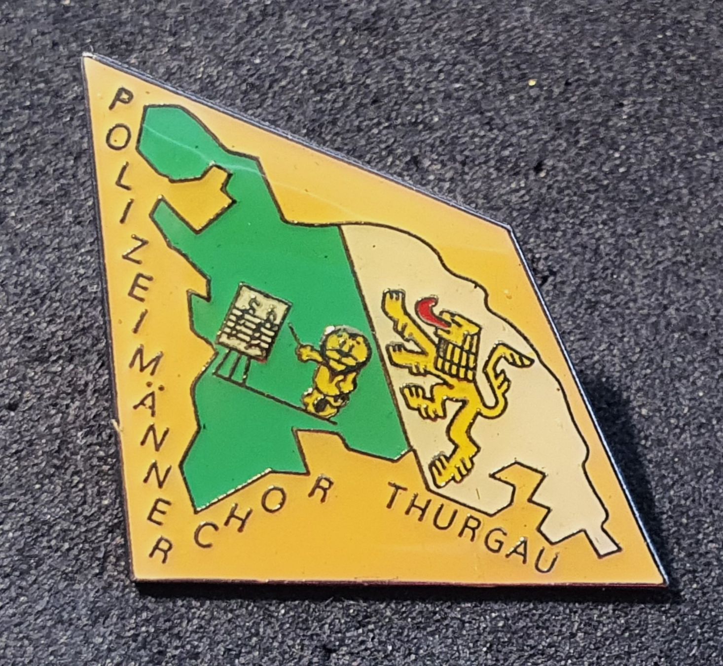 Placchette & Badge: CC147 - Pin Polizei Männerchor Thurgau – Usato da Reinach BL venduto da Boston-Verkauf