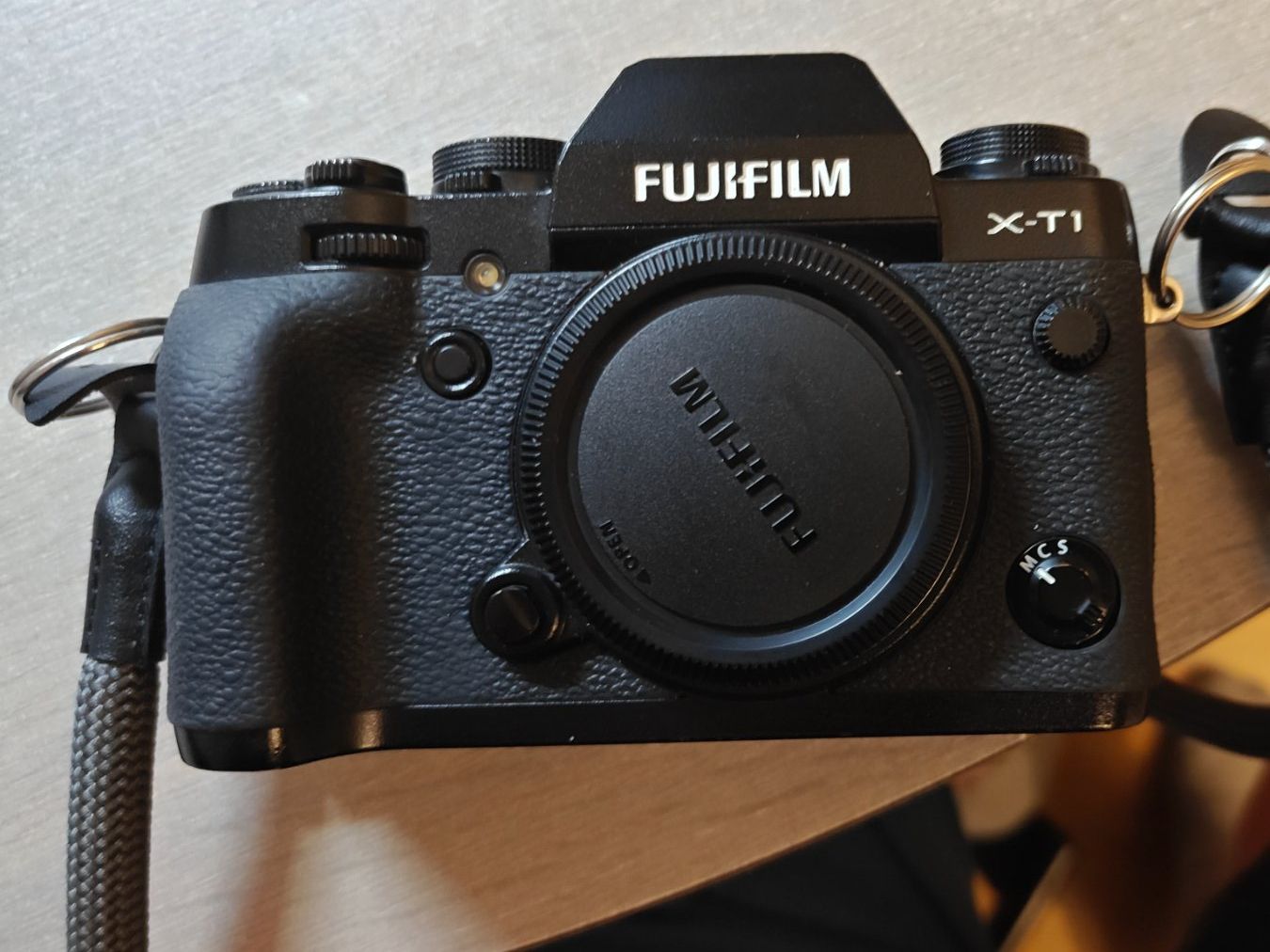 Fujifilm Fotocamera: Fujifilm X-T1 – Usato da Thônex venduto da Jan-Nemar