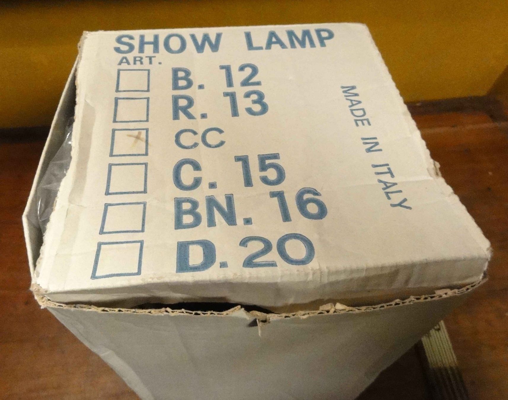 Lampade: Coca Cola Tischlampe aus Kunststoff – Usato da Wohlen AG venduto da Flusslauf 5