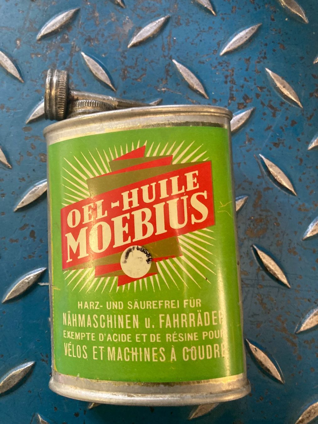 Tutti gli attrezzi: Oelkännchen MOEBIUS, AUTOL A.G. Basel – Usato da Filzbach venduto da Sugi7