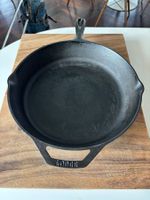 Lodge Bratpfanne Ø 30cm, Höhe 5cm, aus Gusseisen
