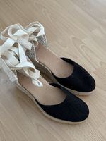 Schwarze Espadrilles mit Bändel, Grösse 39, Top Zustand