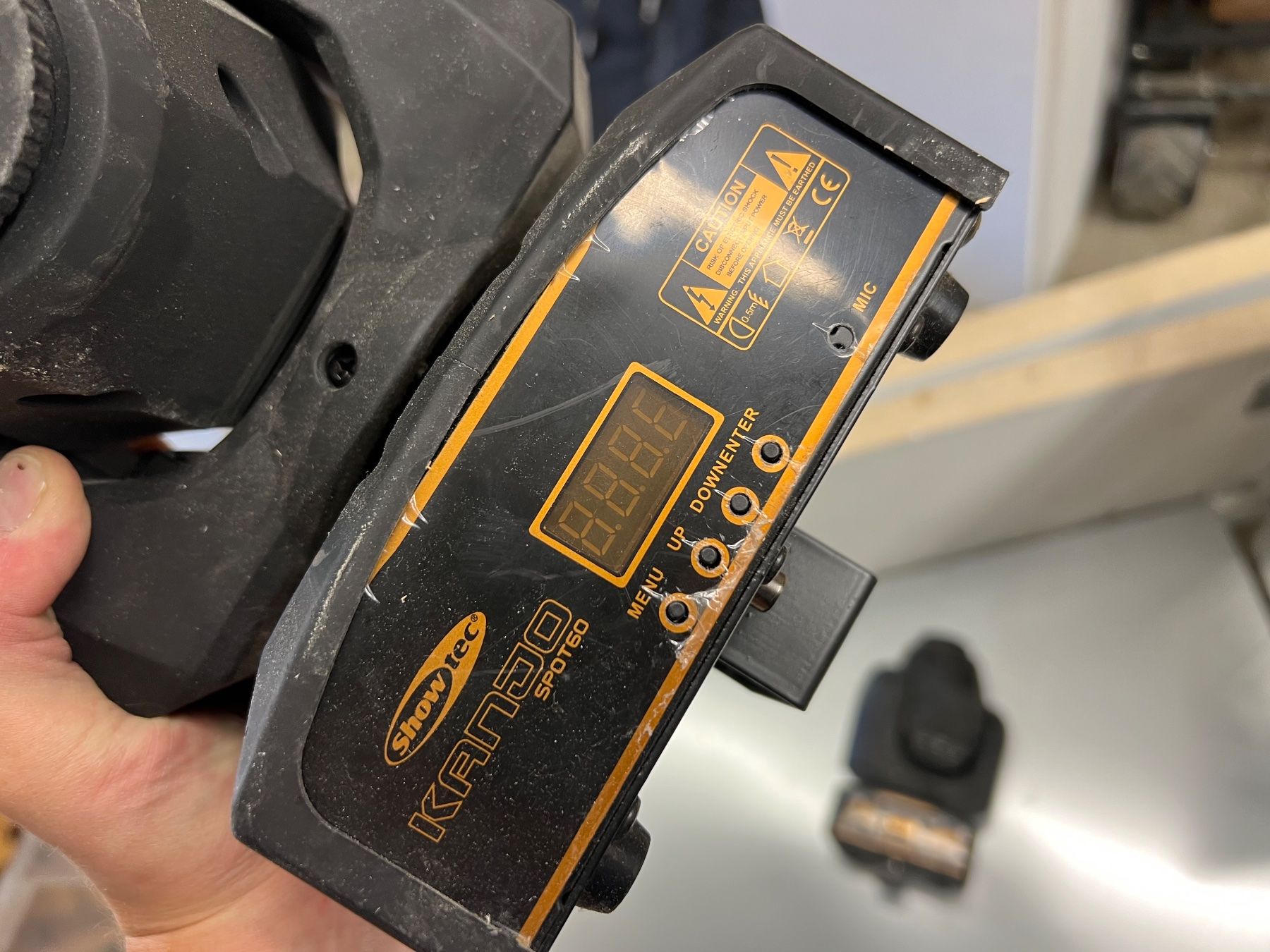 Showtec Lampen: 2 projecteurs motorisés LED Showtec Kanjo Spot 60 Éclairage – Gebraucht aus Lausanne von tho_98dx 1