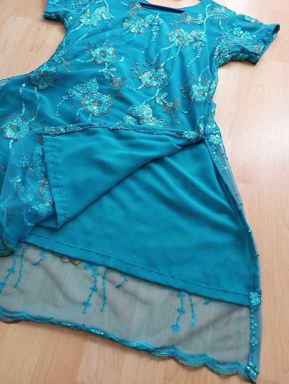 Vestiti: Paillettenkleid türkis Gr.38/40 – Usato da Zäziwil venduto da 33qfmnx9 2