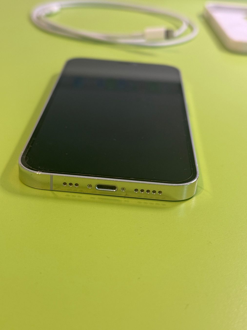 Apple Telefoni cellulari / Smartphones: iPhone 12 Pro silver 128 GB mit 4 Hüllen – Usato da ZUFIKON venduto da SULMI01 2