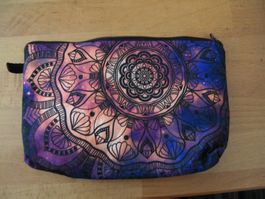 Kleine Tasche, Beutel/ Kosmetikbeutel violett NEU! Mandala