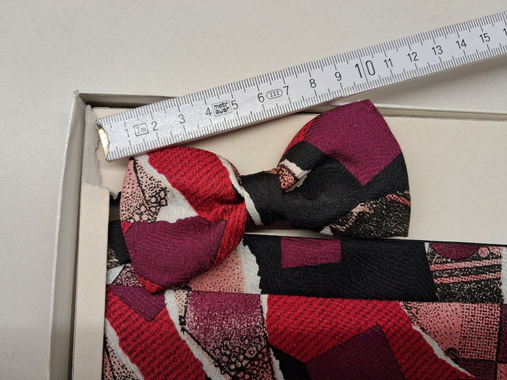 Krawatten: Fliege, Kummerbund und Einstecktuch Set bunter Mustermix – Neu (gemäss Beschreibung) aus Zollikon von Schurti83 1