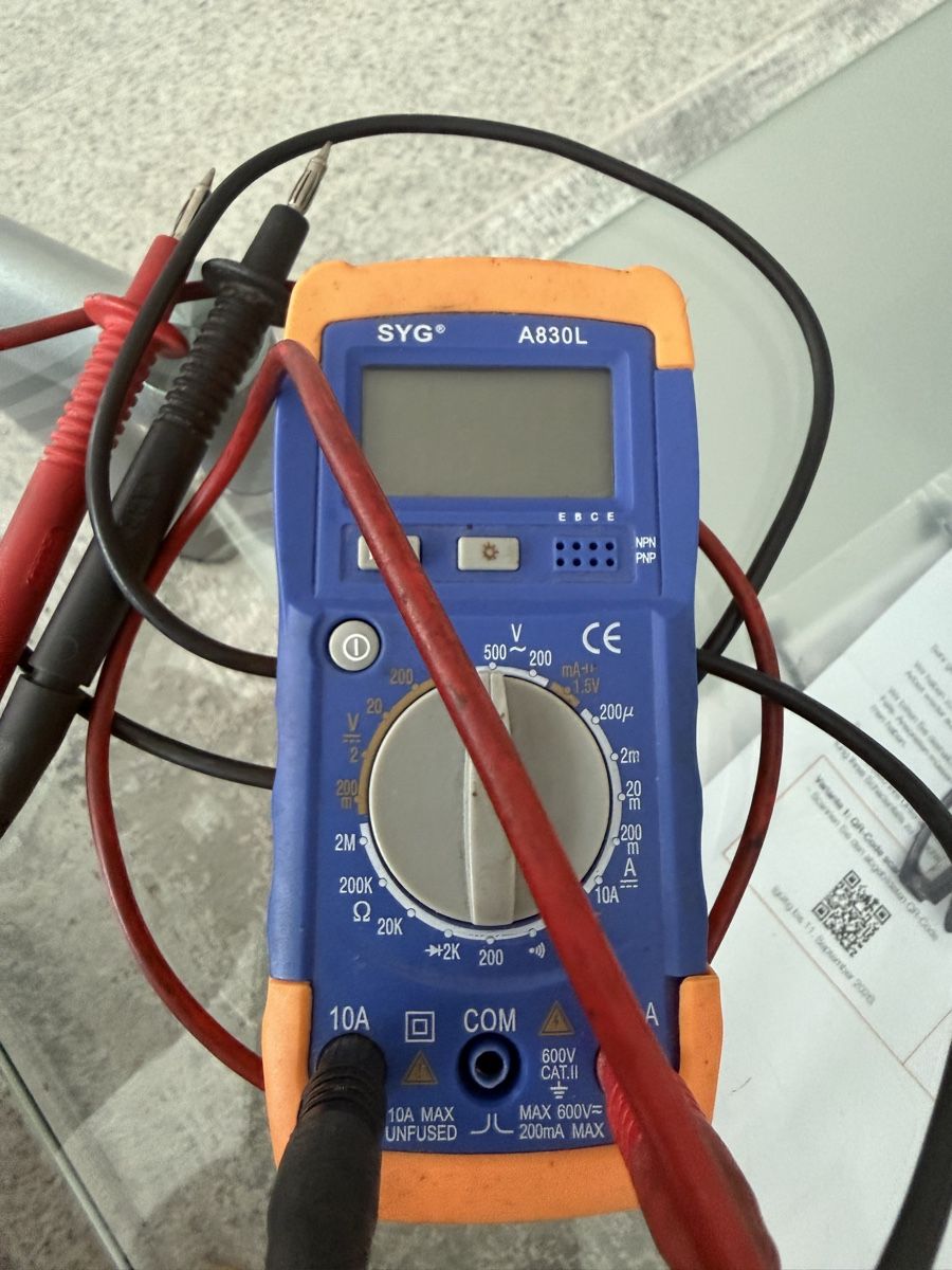 Mesurer: Messgerät/Digitales multimeter SYG A830L – D'occasion à Nebikon par Electrovoice10 1