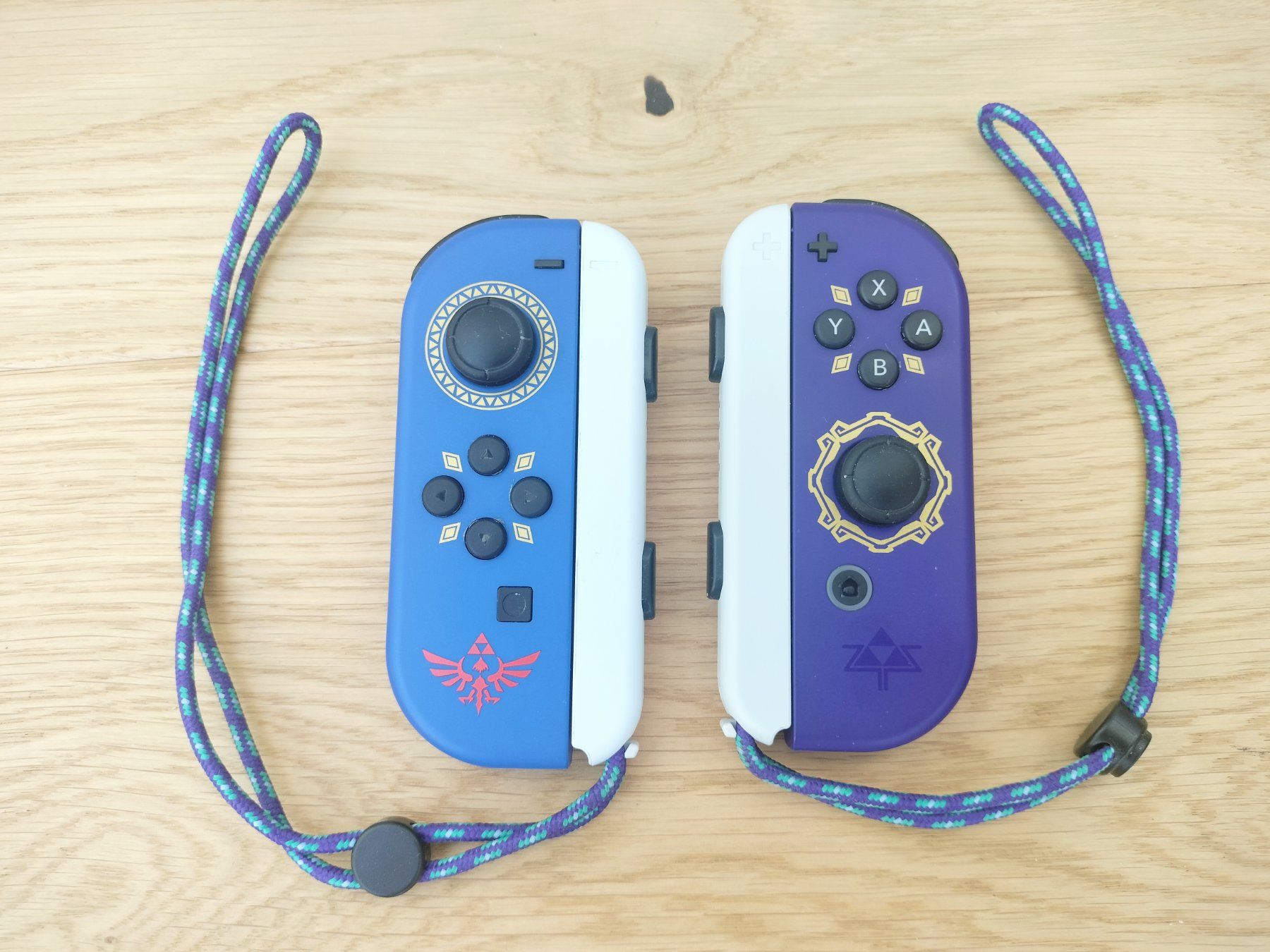 Controller: Nintendo Switch Joy-Cons Zelda Edition – Usato da Wil SG venduto da kaizzen 6