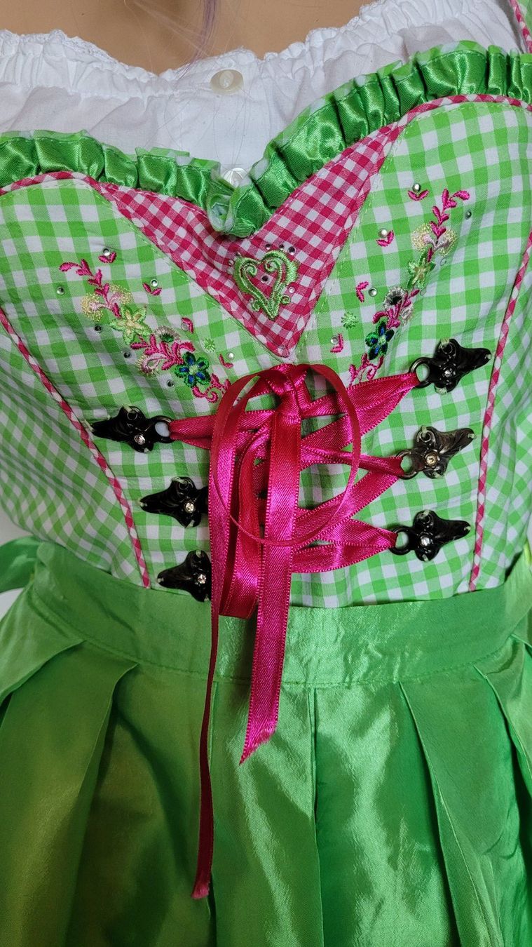 Vestiti: Dirndl Stockerpoint Apfelgrün Gr. 38 – Nuovo (secondo la descrizione) da SCHÜBELBACH venduto da CoKaHa 3