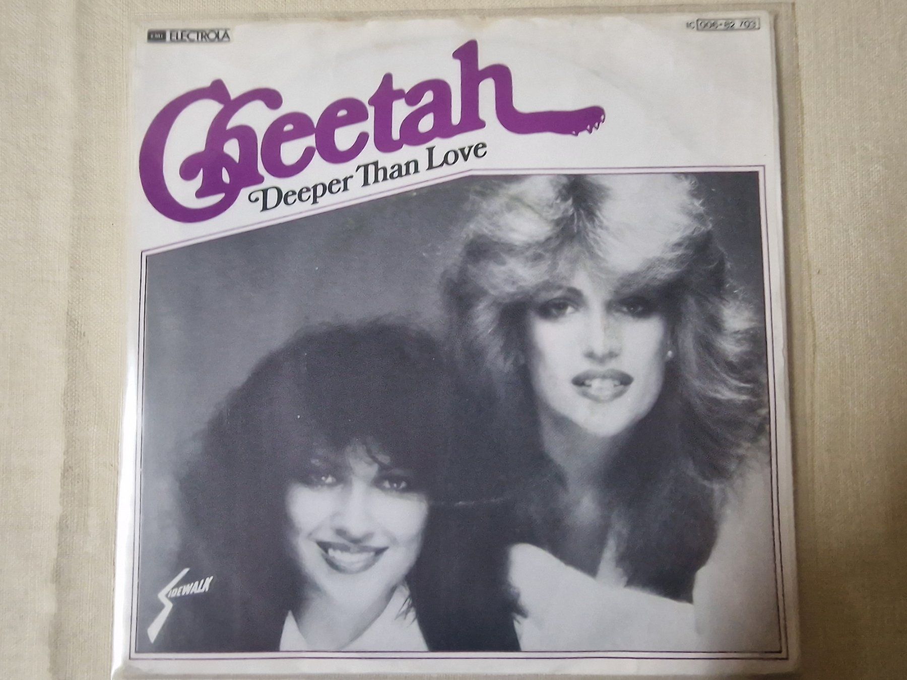 Schallplatten: Cheetah Single – Deeper Than Love – Gebraucht aus Root von atelier22