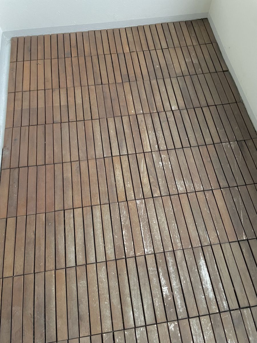 Articoli in legno: Holzplatten für Balkon/Terasse – Usato da Basel venduto da AntoKramer 1
