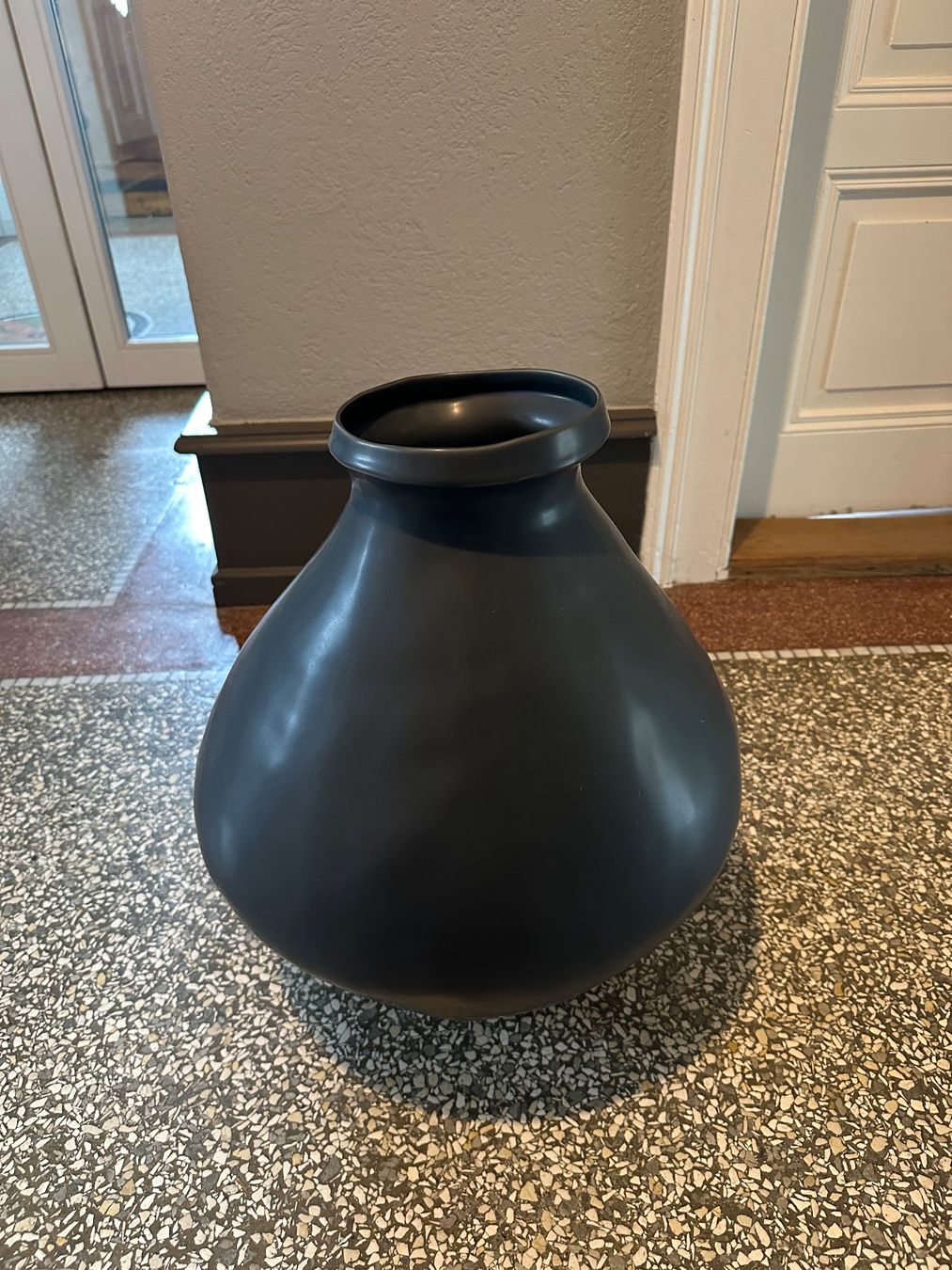 Lambert Vasi & Recipienti: Handgefertigte Vase von Lambert Neu – Nuovo (secondo la descrizione) da Frick venduto da Humbeli65 2