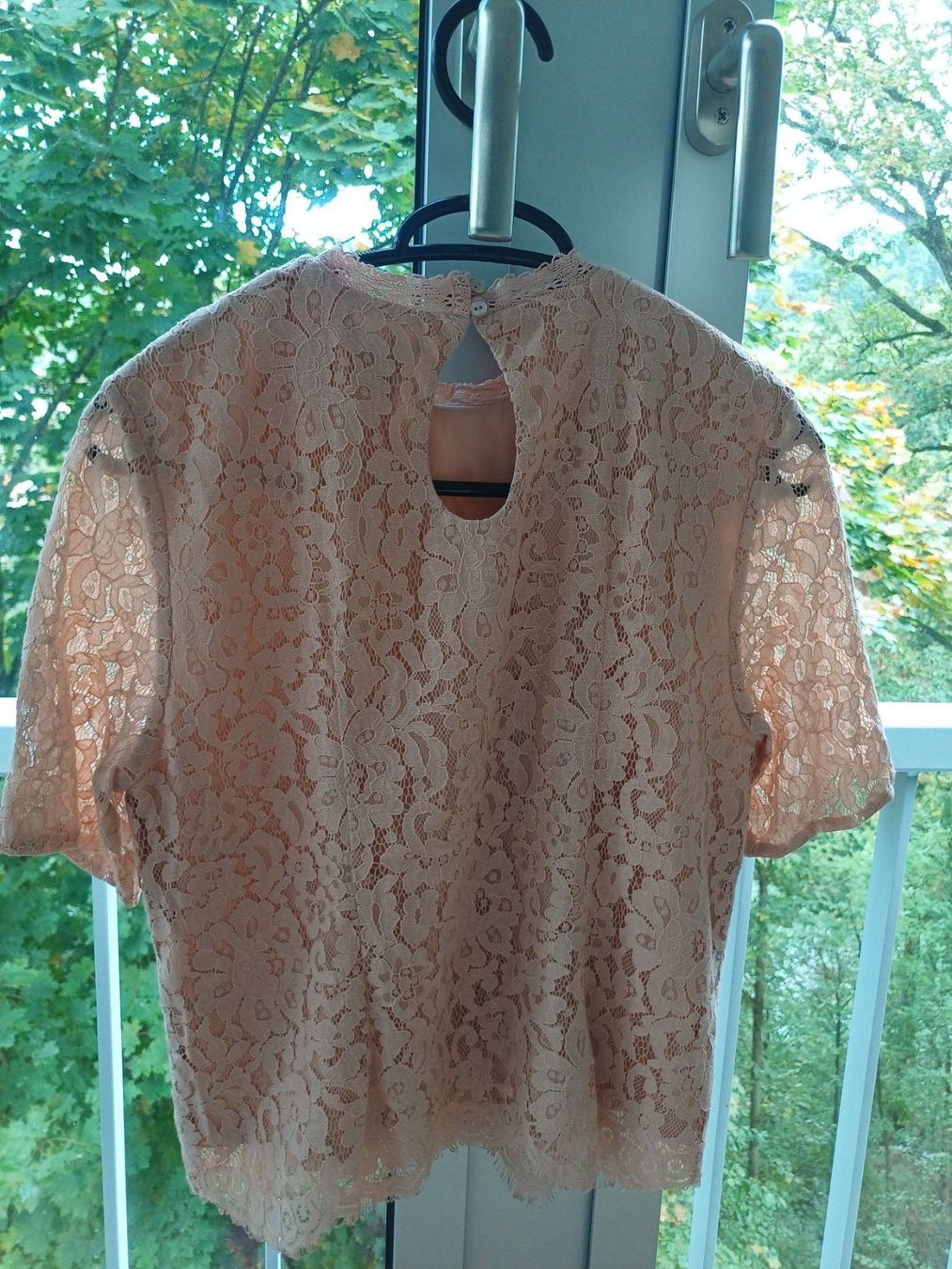 H&M Camicette: H&M Shirt aus Spitze Beige – Usato da Baden venduto da lm6_dwv5 1