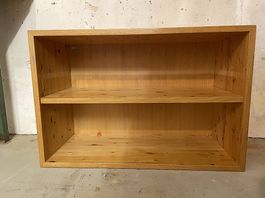 Holz-Regal