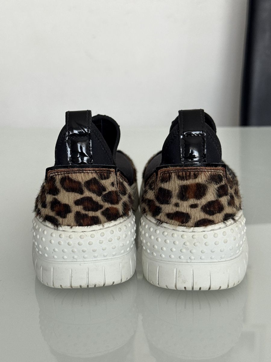 Roberto Cavalli Scarpe da donna: Just Cavalli Leopard Print Sneakers, Slip-on Style – Usato da Thalwil venduto da perulina 4
