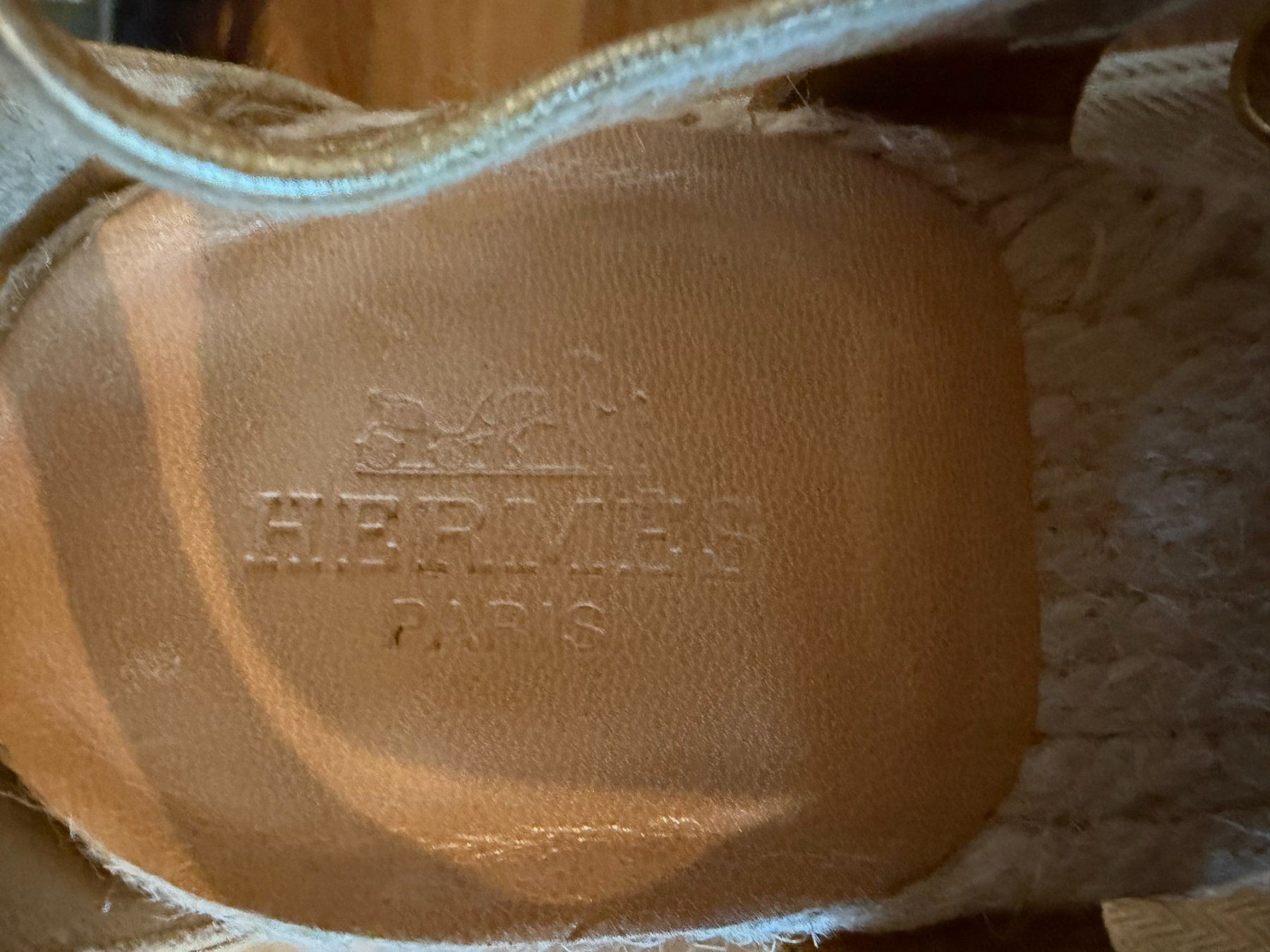 Hermès Scarpe da donna: Sandales à plateforme et semelle espadrilles Hermès – Usato da Basel venduto da BradPeeters 3