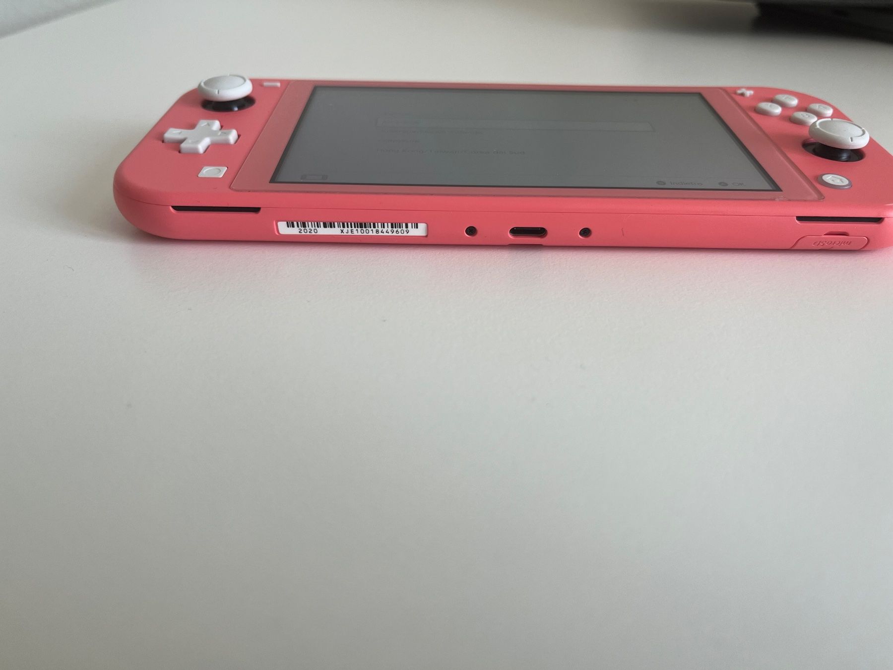 Nintendo Konsolen: Nintendo Switch Lite Koralle – Gebraucht aus Olten von rahelaurora 3