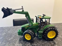 Spielzeug Traktor John Deere 7930 mit Frontlader guter Zu...