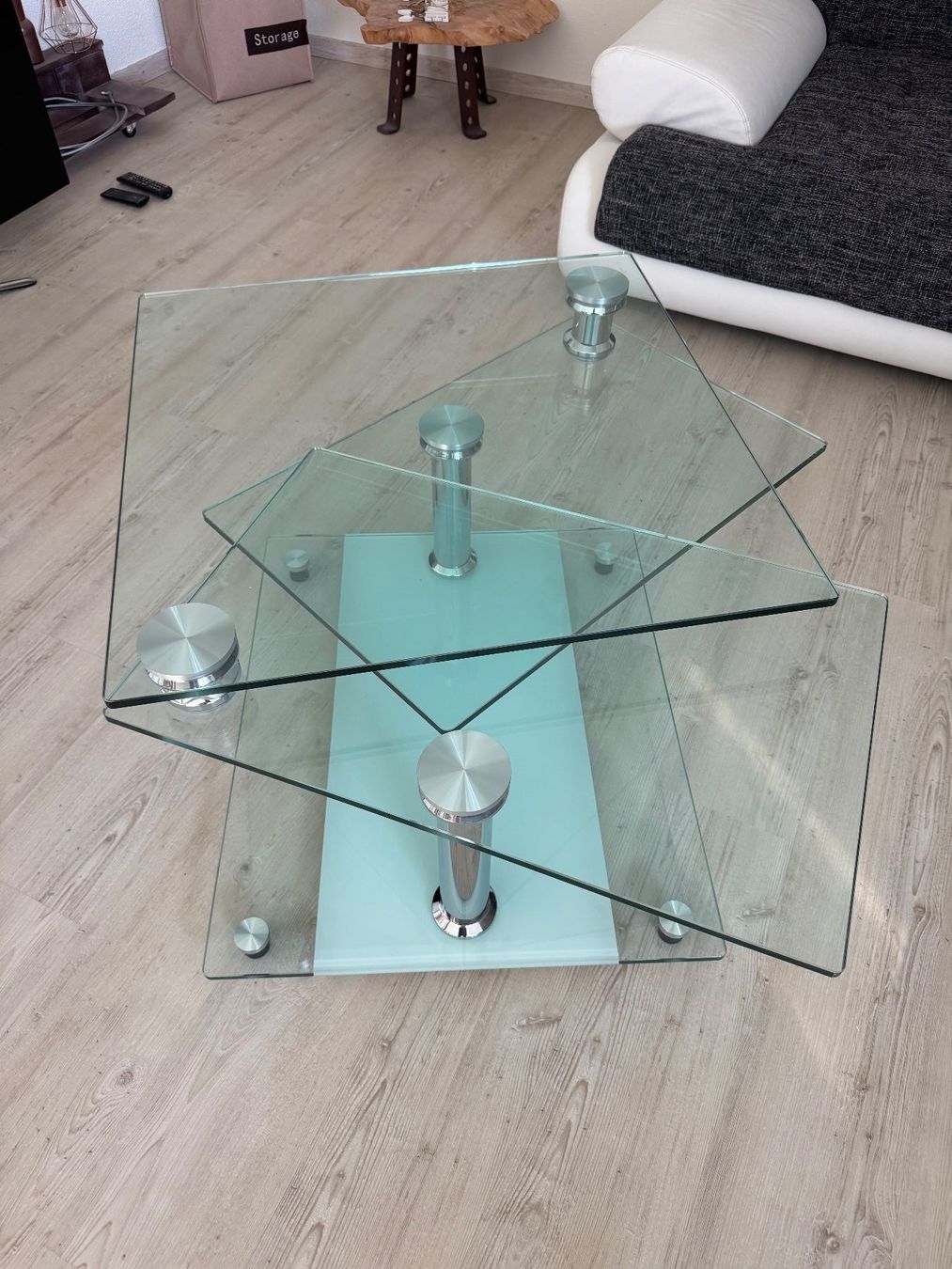 Tavoli: Glas couchtisch 3 Ebenen modern – Usato da Uetliburg SG venduto da CostaTools