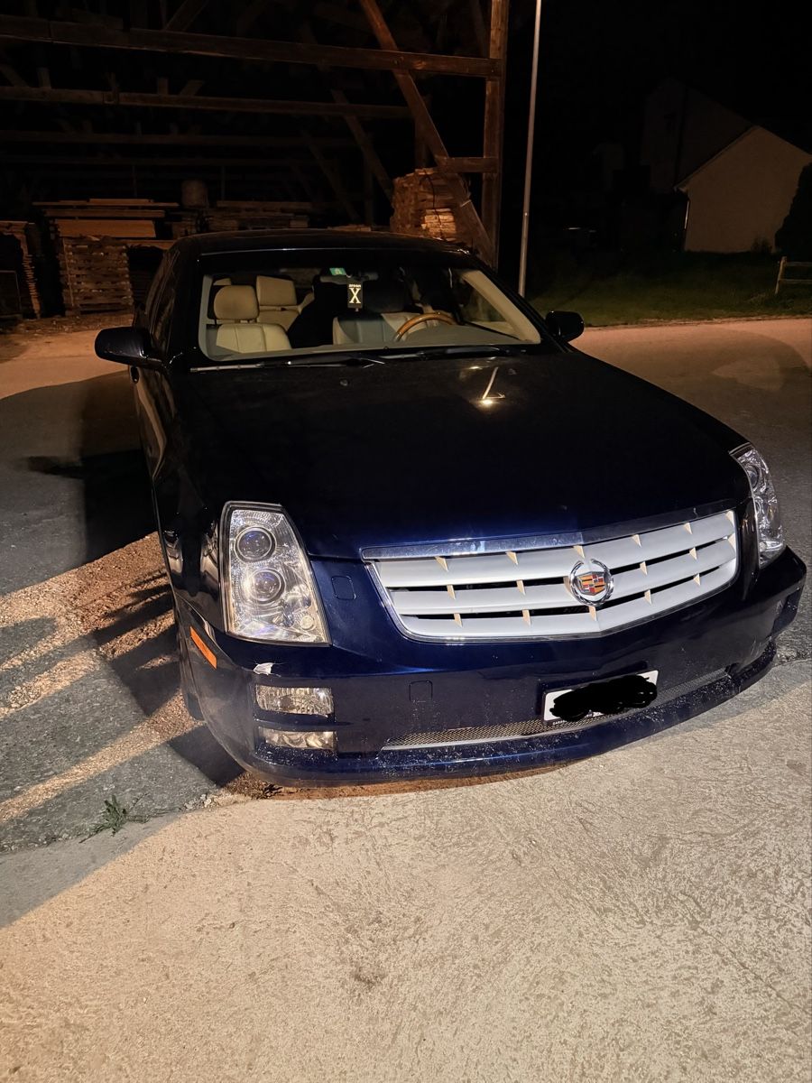 Cadillac Autos: Cadillac STS à vendre – Gebraucht aus Vicques von sam_sf59 2