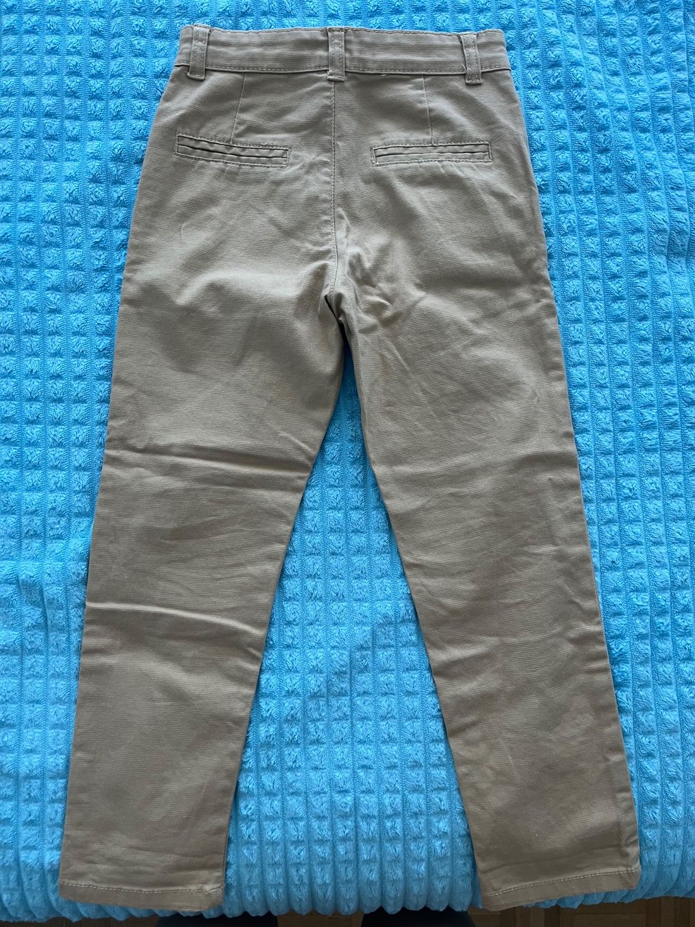 Hosen: Hose Gr. 116-122 – Gebraucht aus Bern von kho_s6j8 3