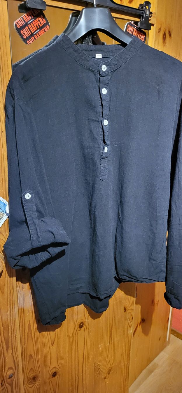 Chemises: Herrenhemd Lang/oder 3/4 arm Schwarz Baumwolle grob. Gr. XXL – D'occasion à Schweizersholz par fuchs06
