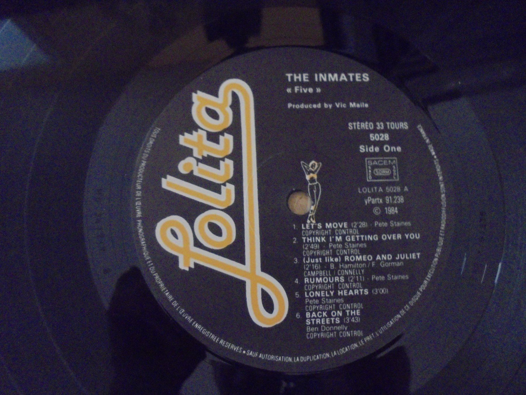 Dischi in vinile: The INMATES " five " LP Frankreich 1984 – Usato da Crissier venduto da Promopost 2