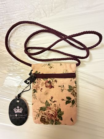 Friis Company Kleine Tasche mit Blumenmuster, neu