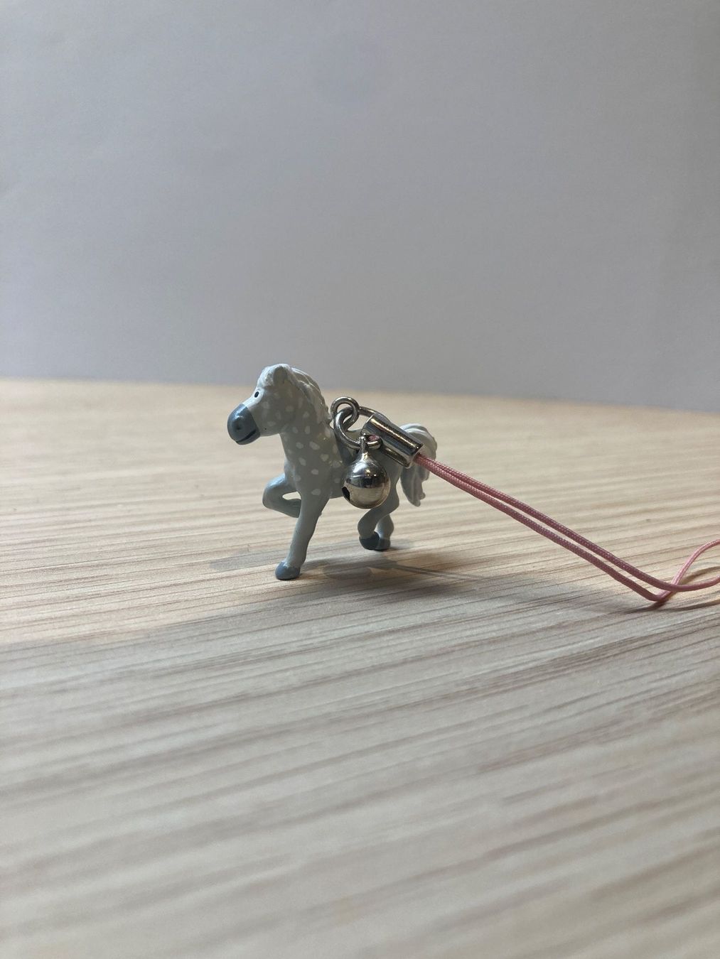 Portachiavi: Nici Handy-Anhänger Pferd mit Glöckchen – Nuovo (secondo la descrizione) da Ehrendingen venduto da eli_dr72 2