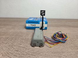 Märklin 7042 Gleissperrsignal H0 (1)