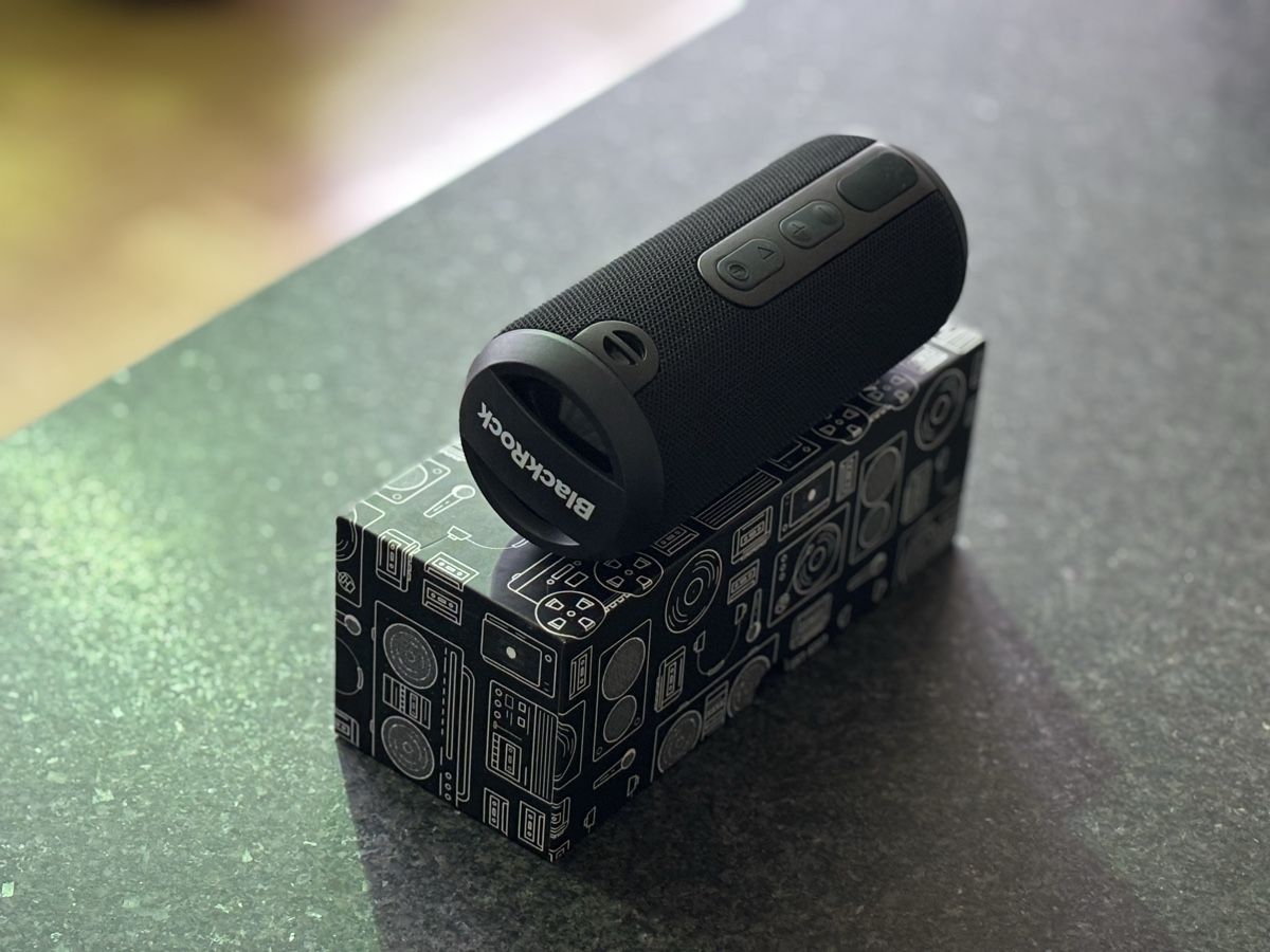 Casse acustiche: BlackRock Branded New Portable Bluetooth Speaker – Nuovo (secondo la descrizione) da Zürich venduto da yoshi27 2