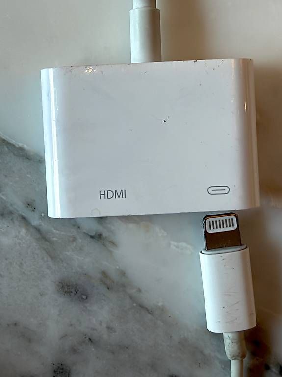 Laufwerke & Adapter: Apple Adaptateur AV numérique Lightning HDMI – Gebraucht aus Genève von ale_55x8 3