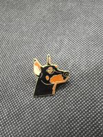 Emaille Anstecker Dobermann Hund Kopf