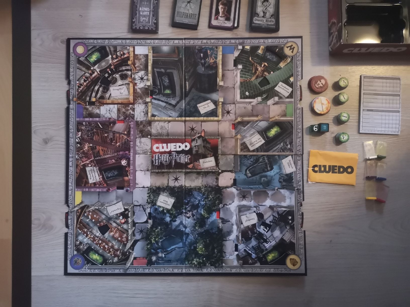 Hasbro Giochi: Spiel Cluedo Harry Potter – Usato da Ibach venduto da FlyingFox26 9