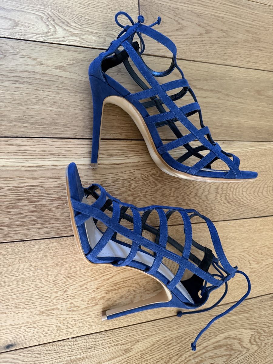 Mango Chaussures femmes: Sandaletten dunkelblau – D'occasion à Rupperswil par Mfl_1976 2