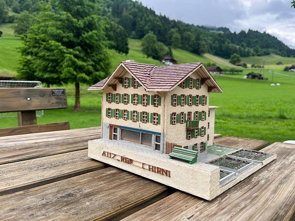 Jouets: Modellhaus – D'occasion à Frutigen par uma_qk2s 1
