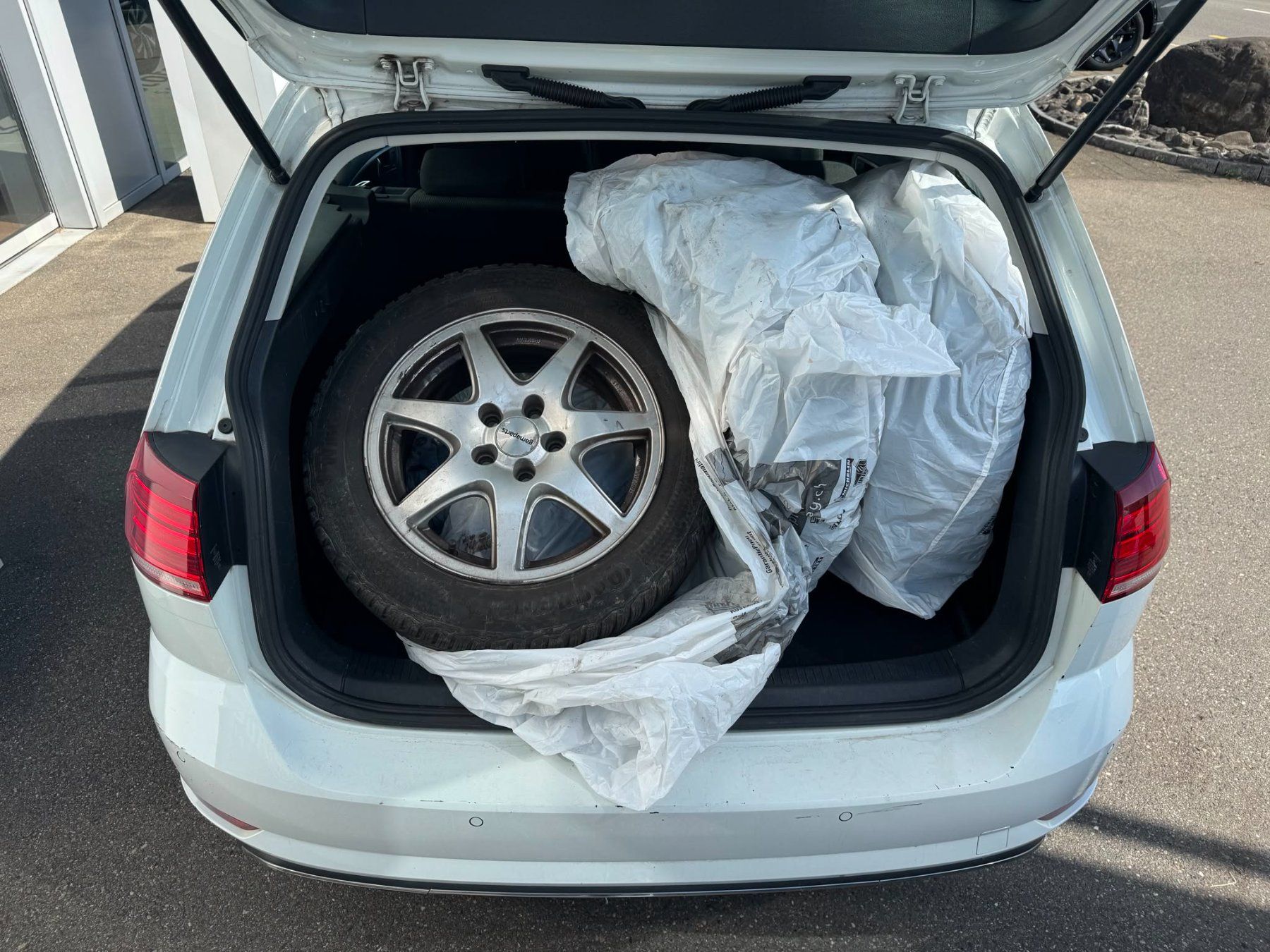 VW Automobili: VW Golf Variant/1.6TDI/115PS/Automat/Frontantrieb – Usato da Wittenbach venduto da rommel33 3