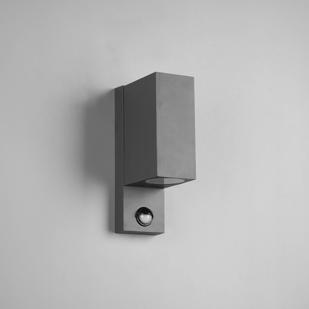 Lampade: Aussen Wandleuchte, Bewegungssensor – Nuovo (secondo la descrizione) da Kreuzlingen venduto da Smart-Light 3