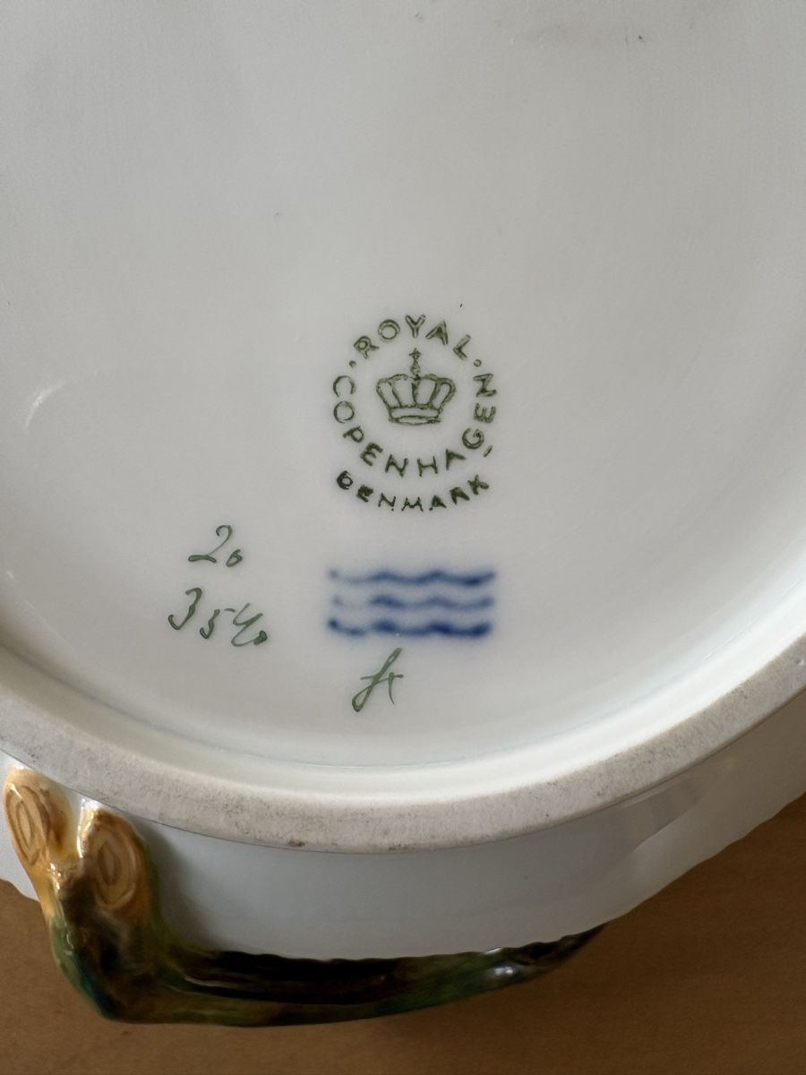 Royal Copenhagen Piatti: Royal Copenhagen Flora Danica Serving Dish – Usato da Rifferswil venduto da jasonevans76 3
