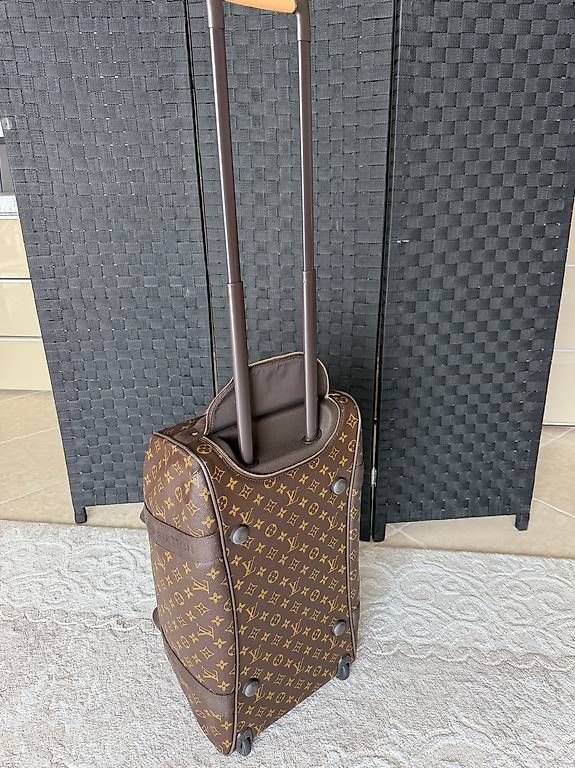 Borse da donna: Louis Vuitton  LV Neo Eole 55 Monogram M23032 – Usato da Berlingen venduto da AndreaHB. 2