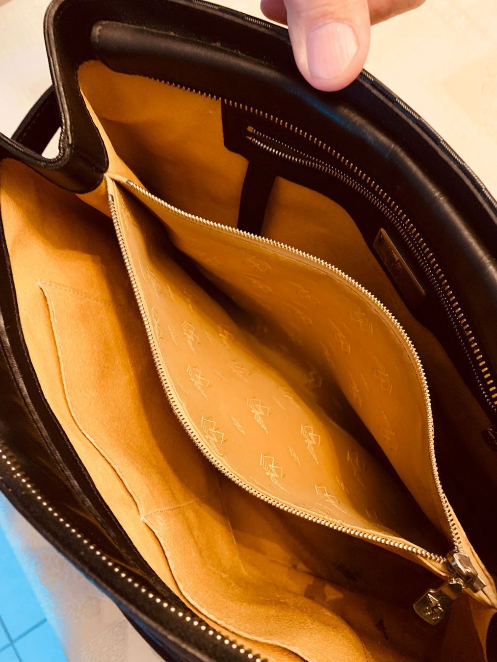 Maison Mollerus Borse da donna: Mollerus Handtasche Schwarz, 30/23cm – Nuovo (secondo la descrizione) da Bülach venduto da sadiZH 3
