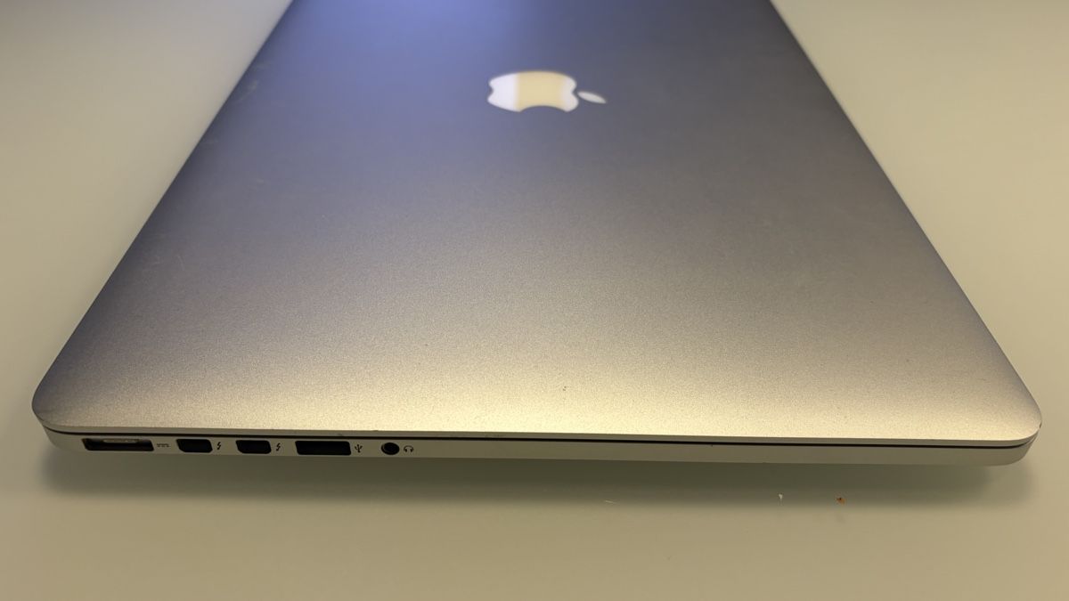 Apple Notebook: MacBook Pro 15 i7 16GB 500GB SSD – Usato da Stäfa venduto da RicTrade77 2
